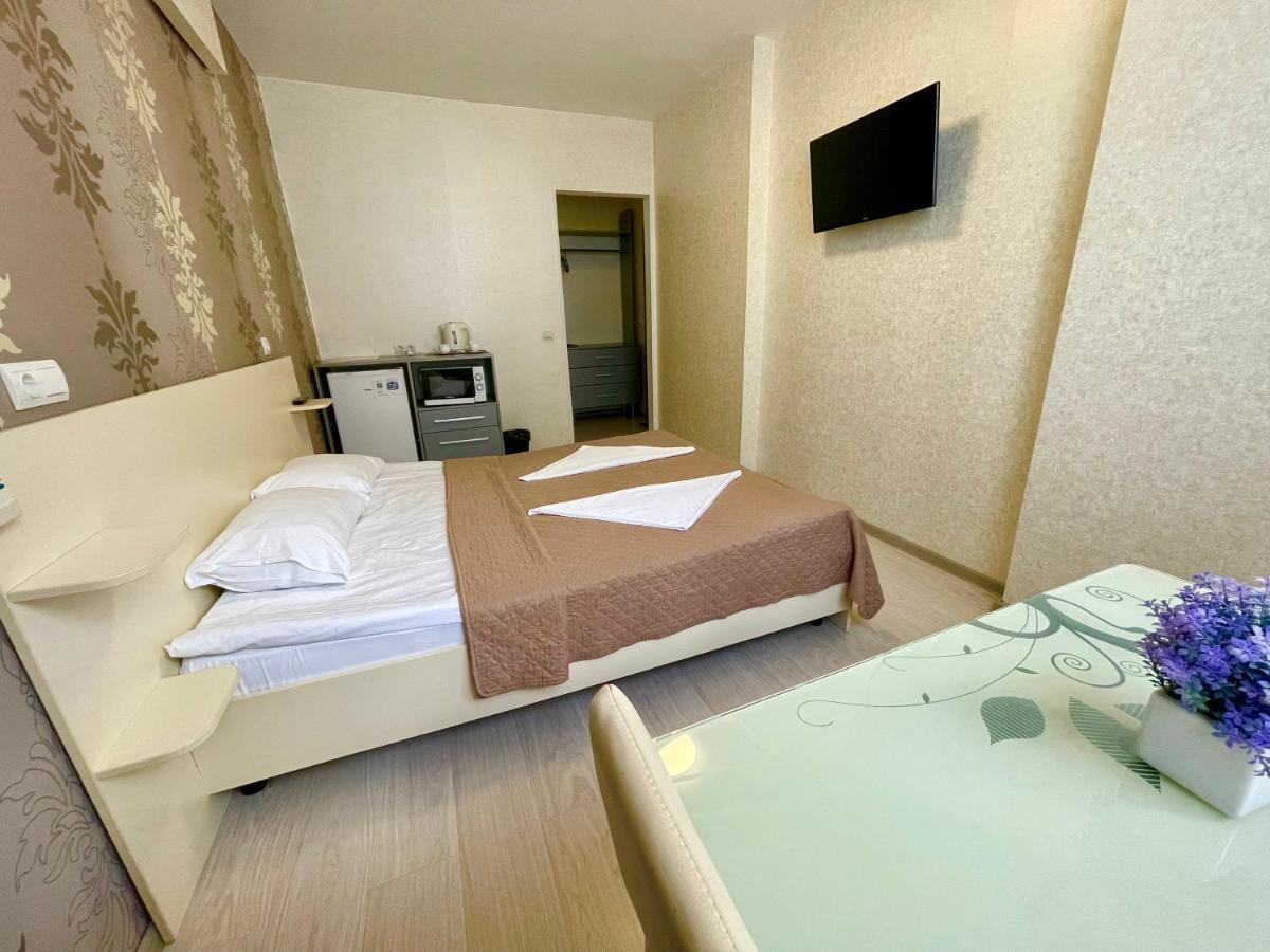 East Residence 키예프 외부 사진